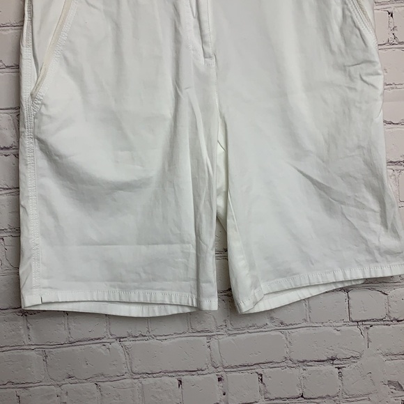 Tommy Bahama White Bermuda Style Chino Shorts - Picture 5 of 13